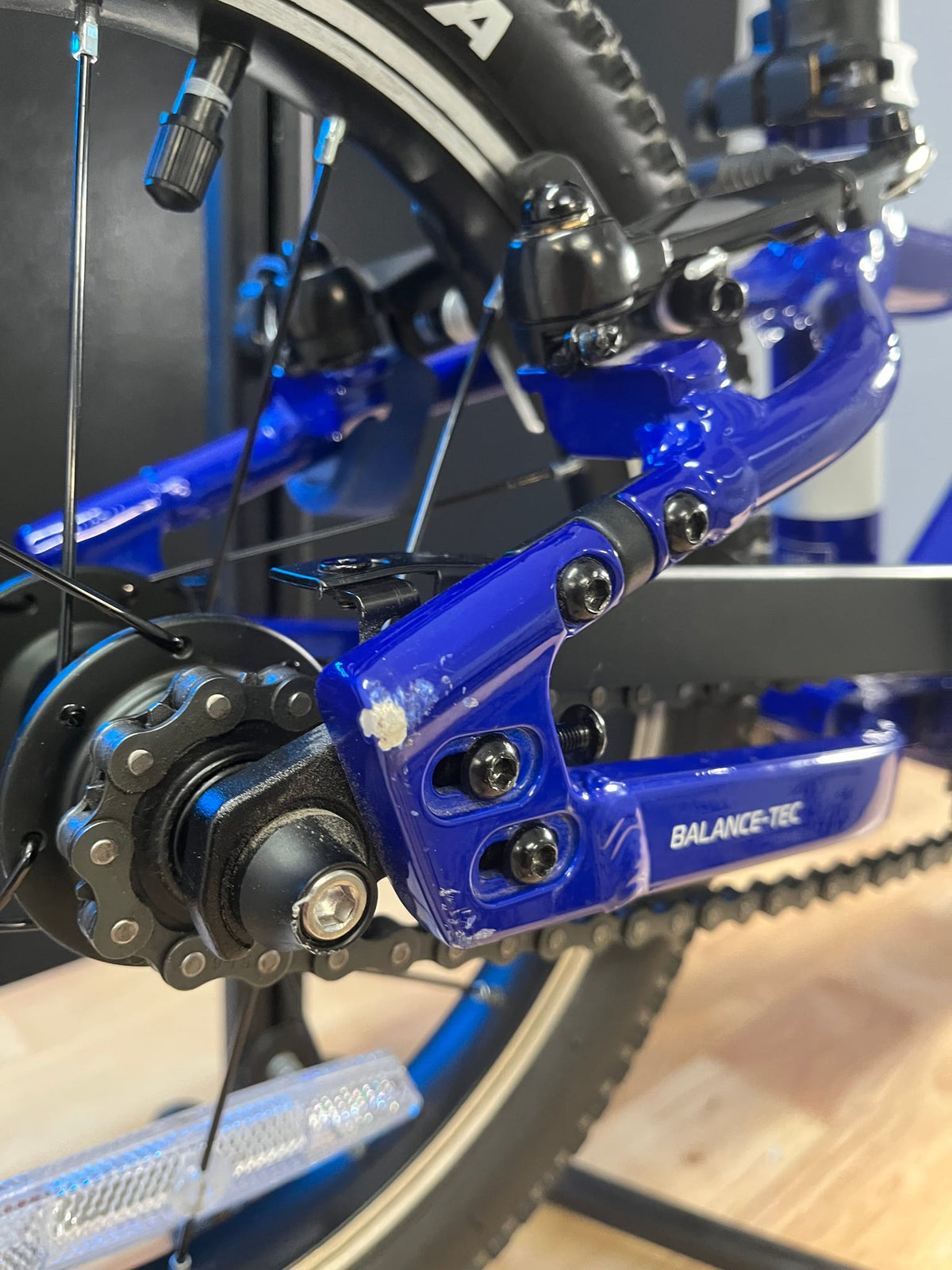Alpha One / MkIII / Braap Blue / Good / (OUTLET)