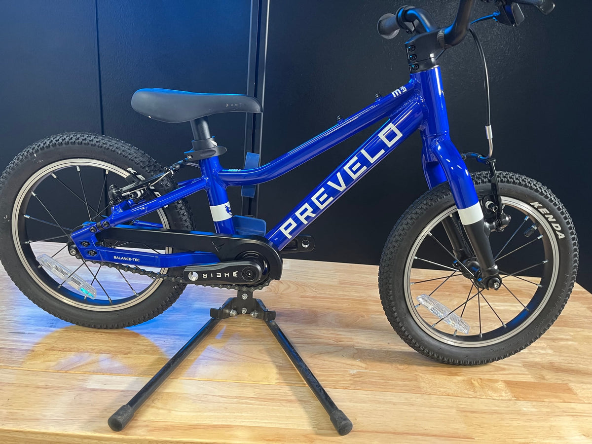 Alpha One / MkIII / Braap Blue / Good / (OUTLET)