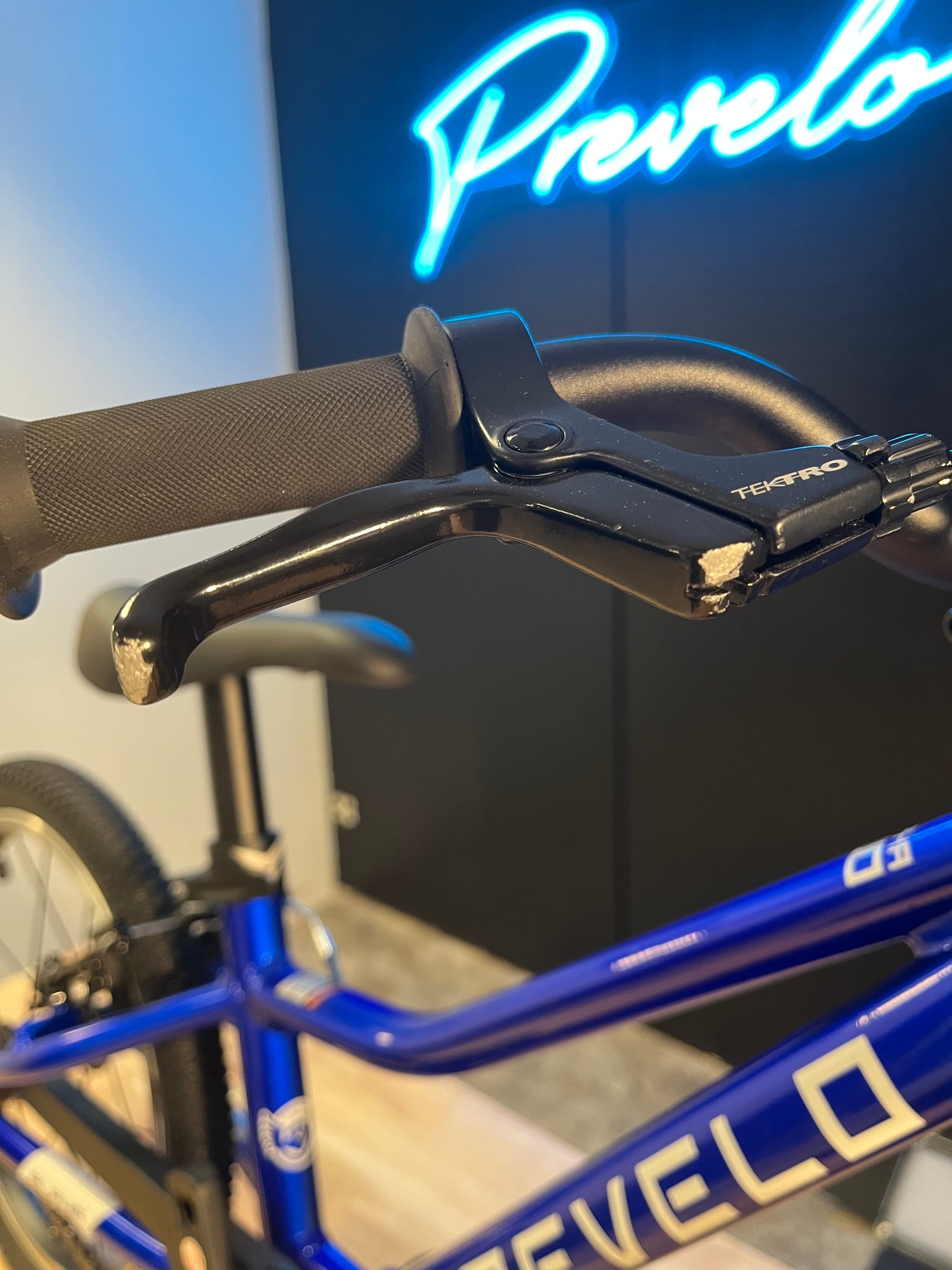Alpha Two / MkII / Braap Blue / Good / (OUTLET)