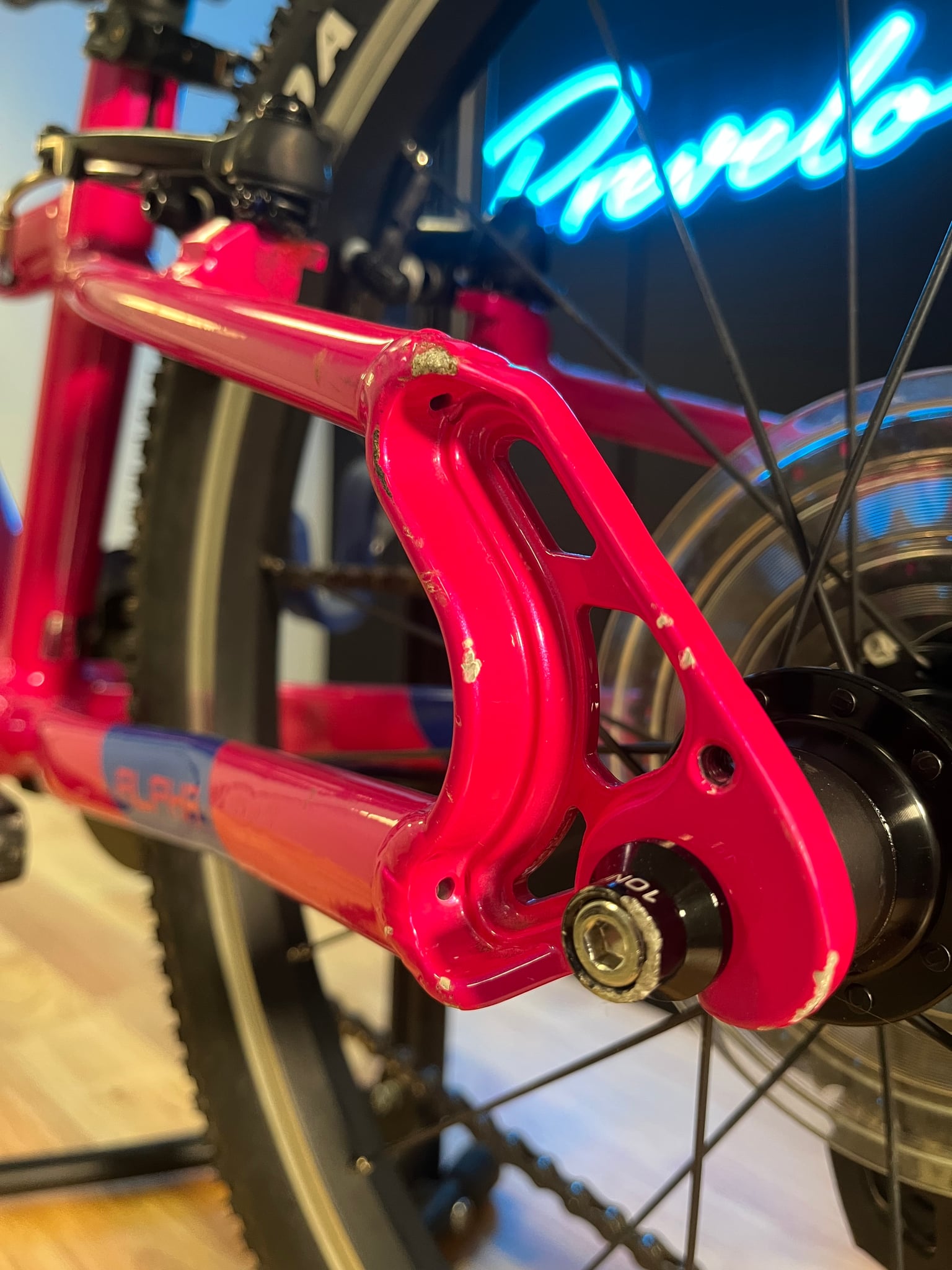 Alpha Three / MkII / Party Pink / Good / (OUTLET)