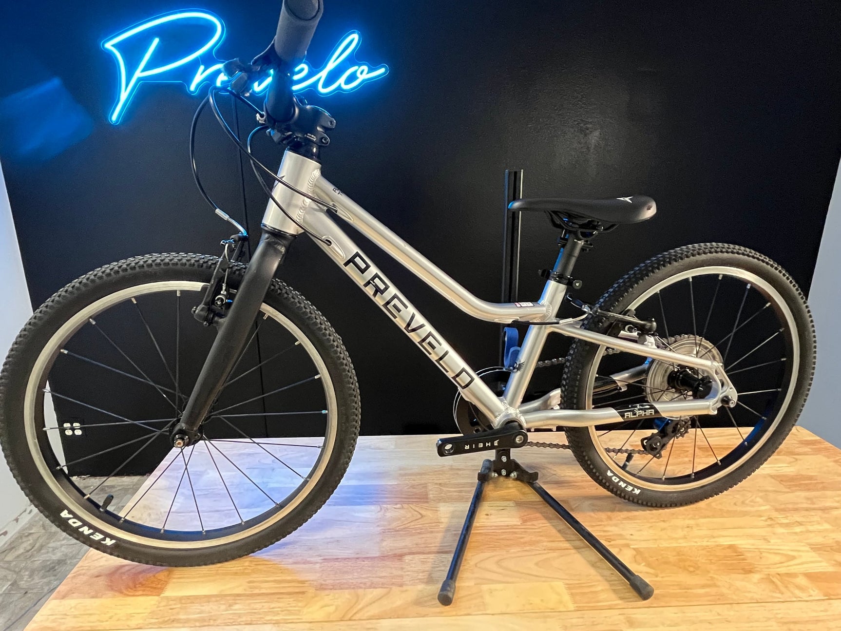 Prevelo Bikes-Alpha Three / MkII / Speed Silver / Good / (OUTLET)-