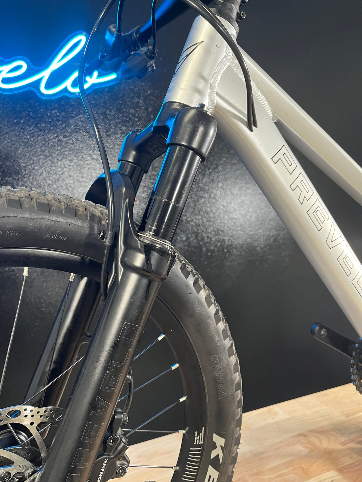 Prevelo Bikes-Zulu Three / MkII / Speed Silver / Good / (OUTLET)-