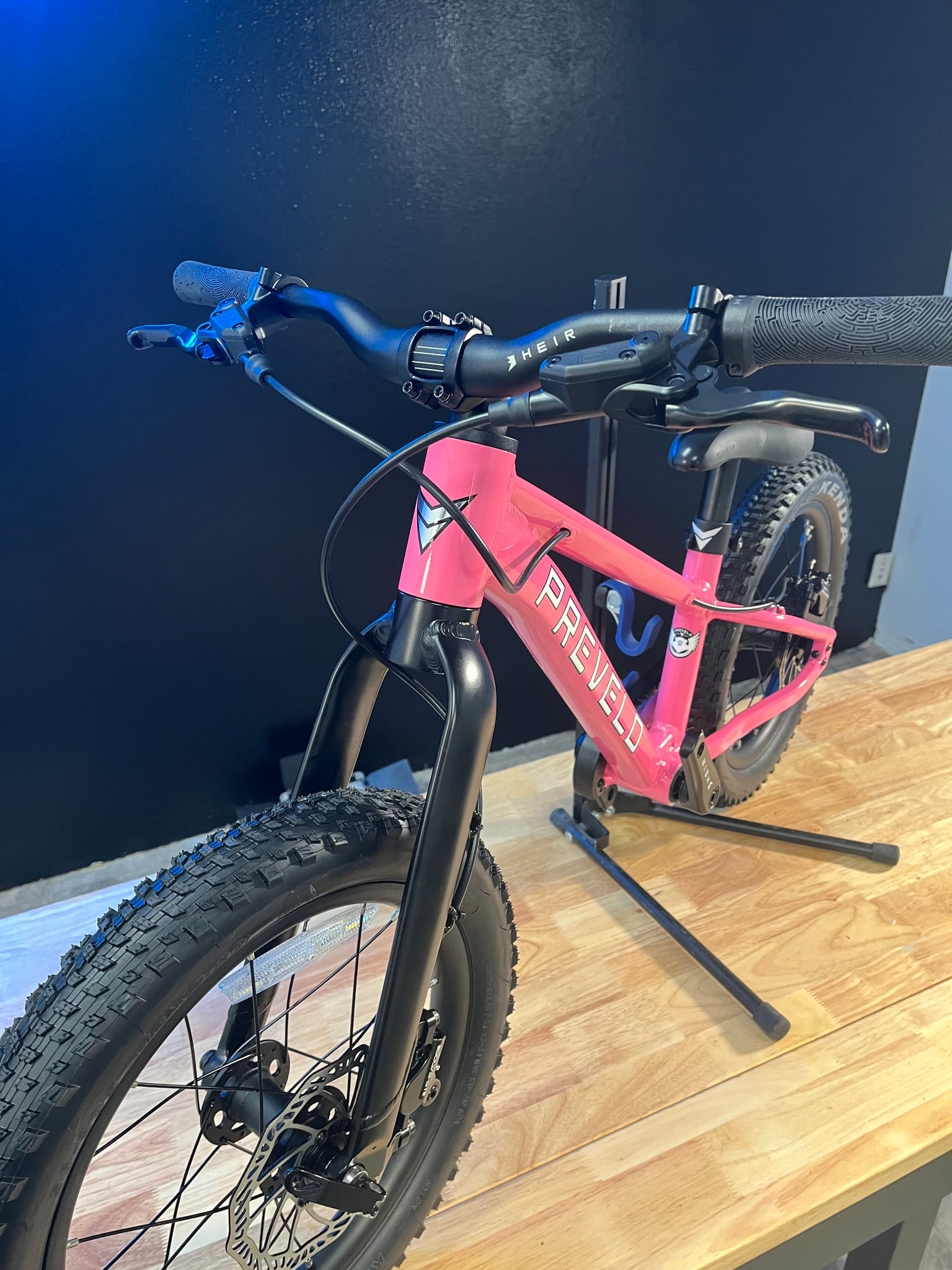Prevelo Bikes-Zulu Two / MkII / Pedal to the Metal Pink / Good / (OUTLET)-