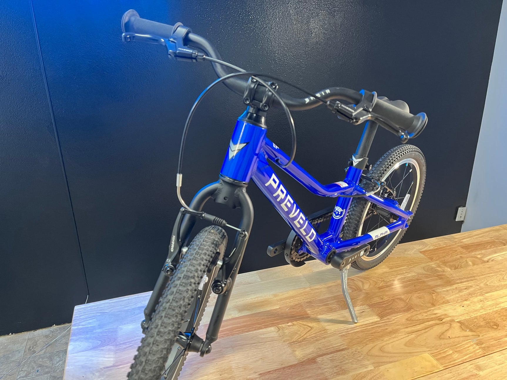 Alpha Two / MkII / Braap Blue / Good / (OUTLET)