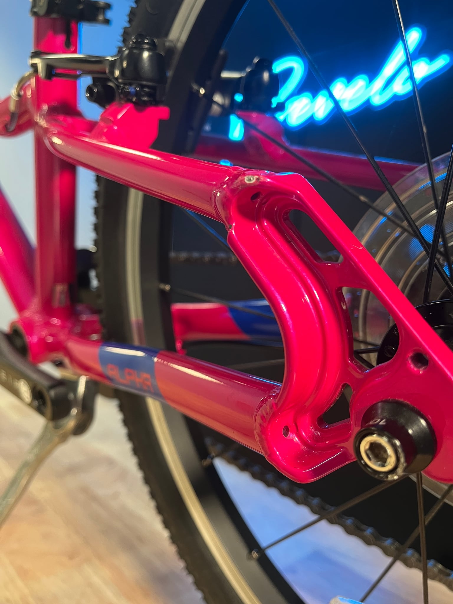 Prevelo Bikes-Alpha Three / MkII / Party Pink / Good / (OUTLET)-