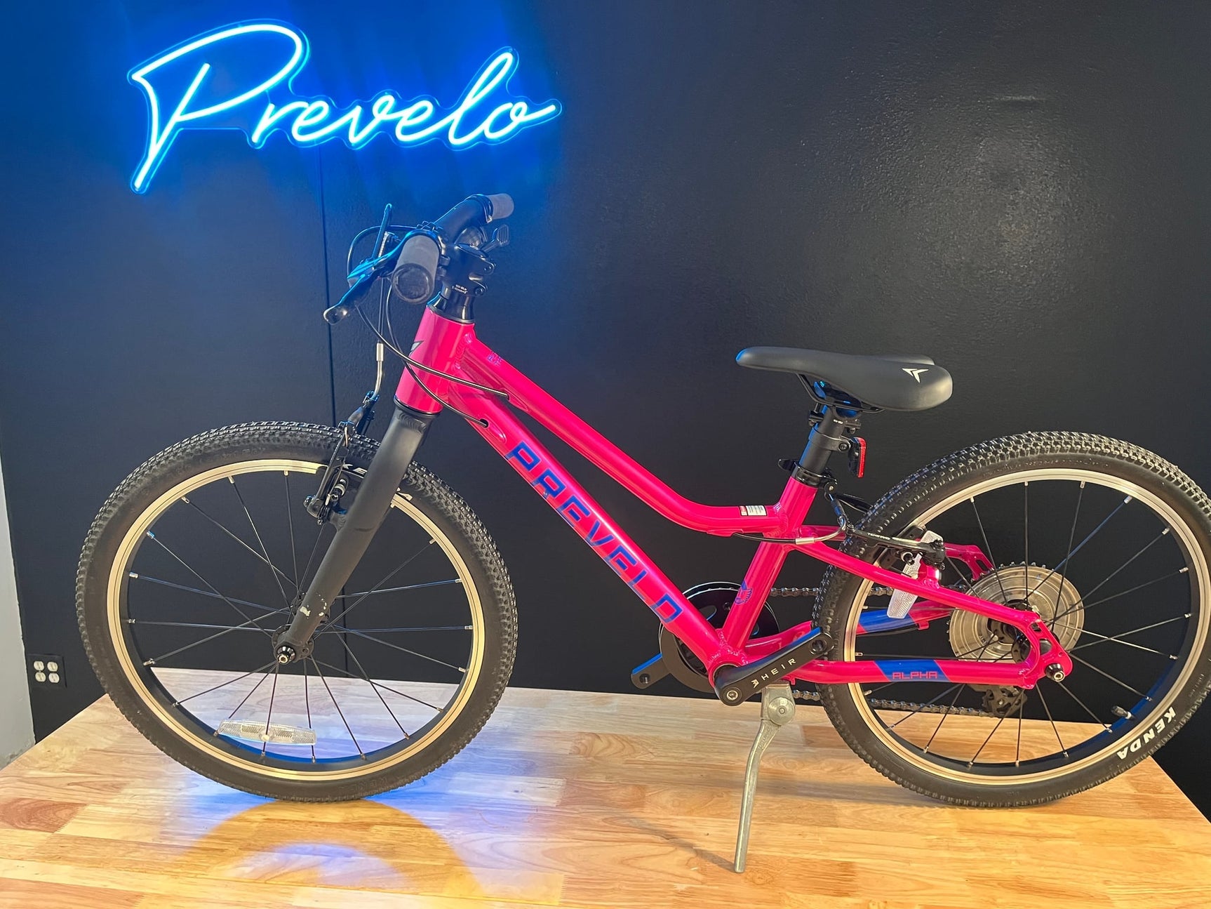 Prevelo Bikes-Alpha Three / MkII / Party Pink / Good / (OUTLET)-