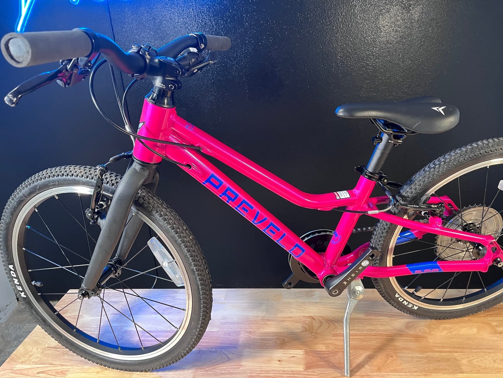 Prevelo Bikes-Alpha Three / MkII / Party Pink / Good / (OUTLET)-