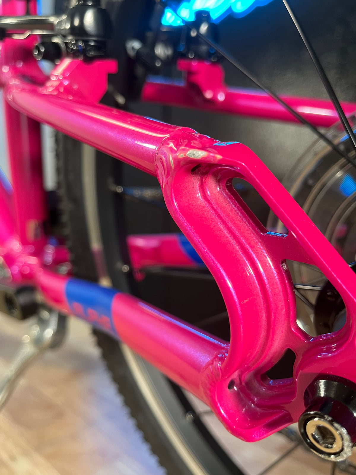 Prevelo Bikes-Alpha Three / MkII / Party Pink / Good / (OUTLET)-