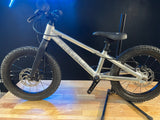 Prevelo Bikes-Zulu Two / MkI / Speed Silver / Good / (OUTLET)-